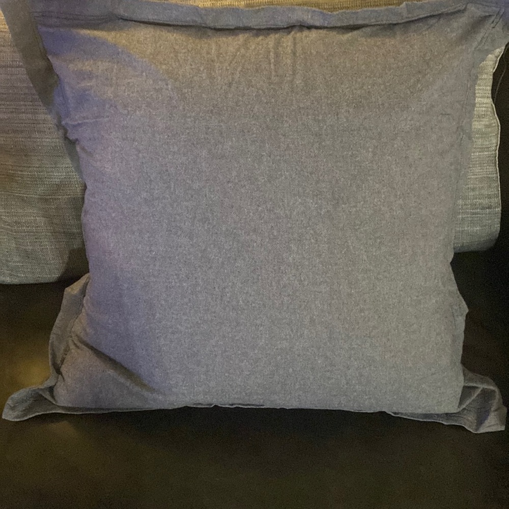 CREMIEUX 100% Cotton Euro Pillow Sham, Chambray,
26 IN X 26 IN 1 + 1.5 IN NEW
